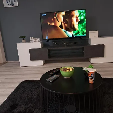 Ani *